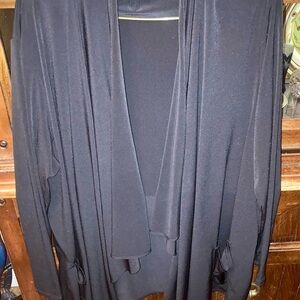 Kenneth Cole Black Women's flowy open top 1X